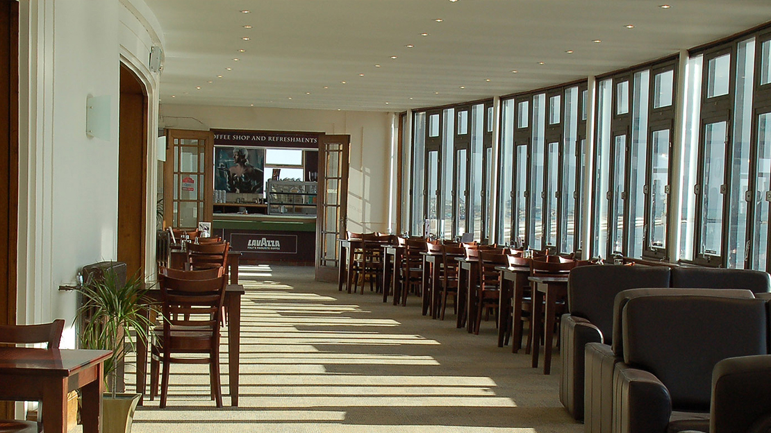 The Café 