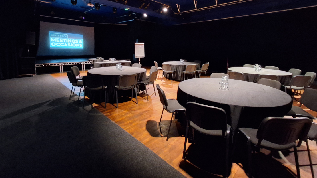 Studio 27 | Meeting Cabaret Seating